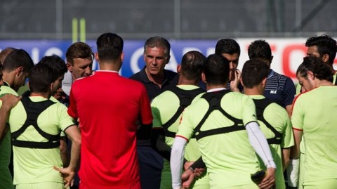 伊朗1-0绝杀摩洛哥复盘：竞彩亚洲盘口下的补时乌龙剧本