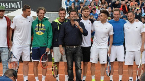 意大利10号球员：从巴乔托蒂的蓝衣绝唱到网球场上的新10号传奇