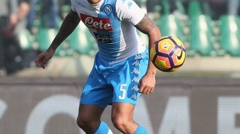 揭2026足球后卫年龄密码：从青铜时代到新生代的终极防线演化