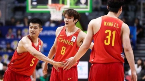 标题：中国男篮亚锦赛20分惊天逆转韩国复仇之战（19字）