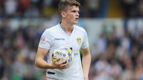 利兹联客场爆冷2-1曼联，红魔45年主场不败金身告破