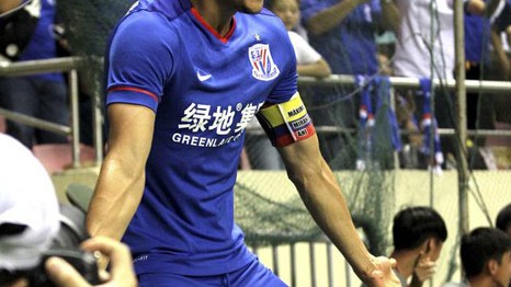 标题：申花1-0海港，头槌破门+积分转正+4人伤退