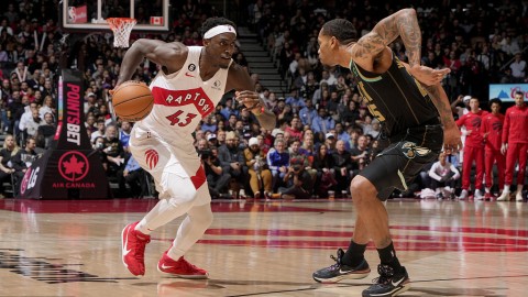 猛龙绝杀黄蜂：奎克利1.6秒三分定乾坤，东部格局生变