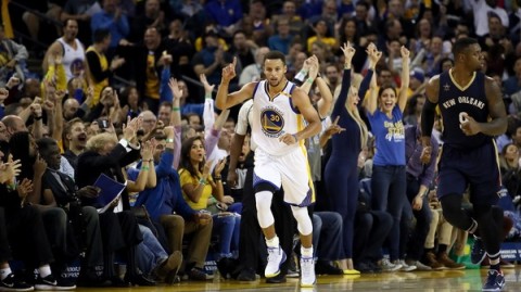 布克38分+沃伦绝杀送鹈鹕开局六连败