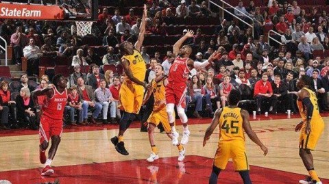 火箭140-106血洗爵士，五连胜锁定西南区冠军