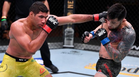 世纪终章：七十亿最强男屹立不倒，传奇宿敌含泪谢幕